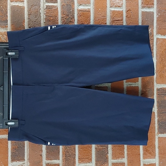 Tory Burch Sport Performance Navy Blue Bermuda Short Size 8 (1978)